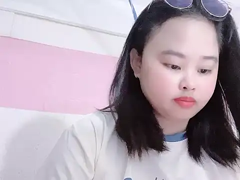 Snapshot of Nhungnhung88 chatting on July 25, 7:28 am Nhungnhung88 online show from July 25, 7:28 am