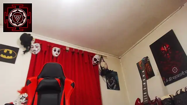 Snapshot of Amanda_Valeska chatting on December 11, 6:42 pm Amanda Valeska online show from December 11, 6:42 pm