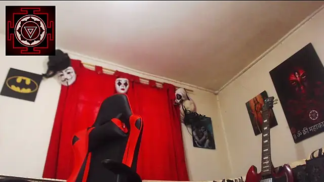 Snapshot of Amanda_Valeska chatting on December 15, 4:15 pm Amanda Valeska online show from December 15, 4:15 pm