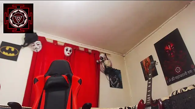 Snapshot of Amanda_Valeska chatting on December 17, 3:39 pm Amanda Valeska online show from December 17, 3:39 pm