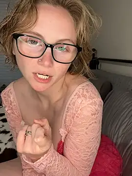 Kat peachyy26 online show from July 25, 12:20 am