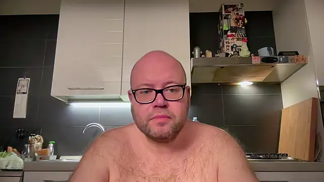 Snapshot of theitalianbear chatting on January 20, 9:01 pm theitalianbear online show from January 20, 9:01 pm