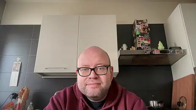 Snapshot of theitalianbear chatting on November 20, 1:22 pm theitalianbear online show from November 20, 1:22 pm