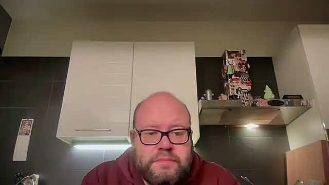 theitalianbear online show from December 19, 5:14 am