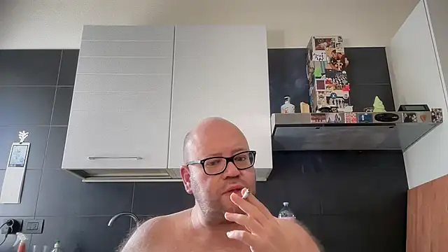 theitalianbear online show from July 25, 7:39 am
