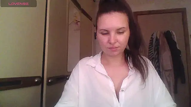 Snapshot of Alisa_Milt chatting on July 25, 3:53 pm Alisa Milt online show from July 25, 3:53 pm
