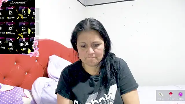 sexy jhoan88 online show from April 2, 2:15 pm