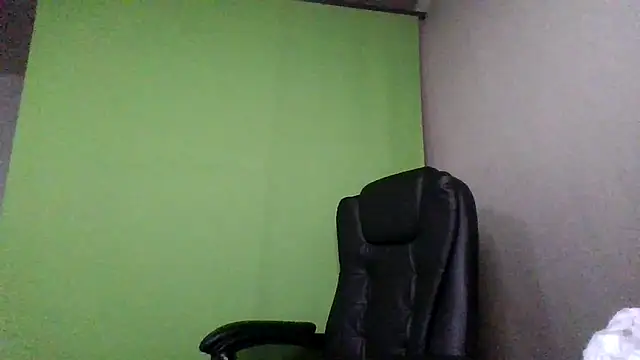 Snapshot of kingstudiobest chatting on December 10, 8:38 pm kingstudiobest online show from December 10, 8:38 pm