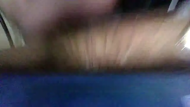 Snapshot of kingstudiobest chatting on December 10, 11:40 pm kingstudiobest online show from December 10, 11:40 pm