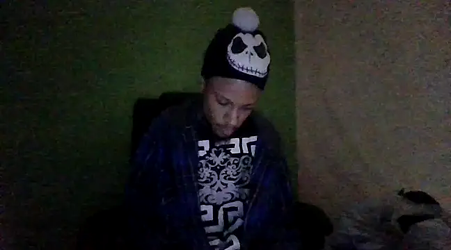 Snapshot of kingstudiobest chatting on December 11, 9:55 pm kingstudiobest online show from December 11, 9:55 pm