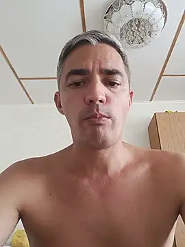 Snapshot of HotRamis83 chatting on July 30, 2:05 pm HotRamis83 online show from July 30, 2:05 pm