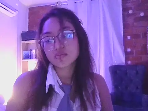 Honey devil online show from July 31, 1:49 am