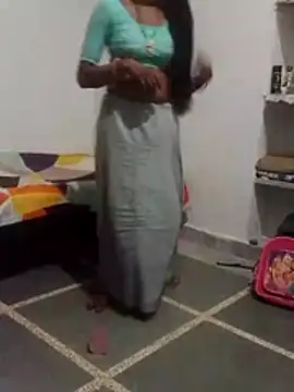 Snapshot of sakina_khan5 chatting on July 30, 6:07 pm sakina khan5 online show from July 30, 6:07 pm