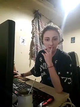 astrid20261 online show from July 31, 4:12 am