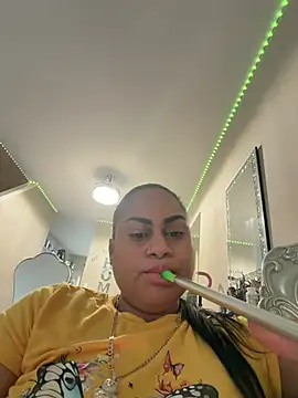 nickaury25 online show from August 1, 8:52 pm