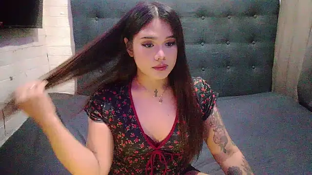Snapshot of FoxxyJesa chatting on June 7, 3:16 pm FoxxyJesa online show from June 7, 3:16 pm