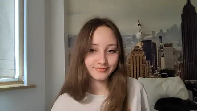 Snapshot of EvaSoShy chatting on July 31, 9:09 am EvaSoShy online show from July 31, 9:09 am