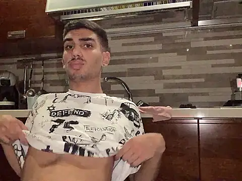 Snapshot of only_nicooo chatting on July 30, 8:30 pm only nicooo online show from July 30, 8:30 pm