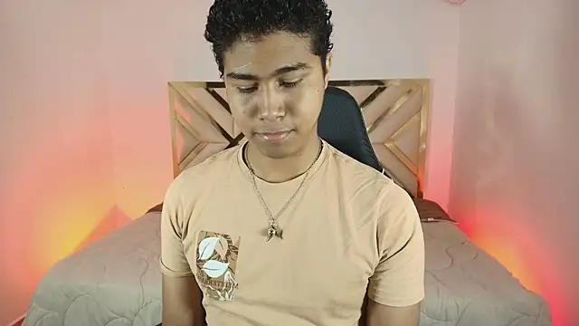 Snapshot of Dante_Blaze_ chatting on August 1, 9:03 pm Dante Blaze online show from August 1, 9:03 pm