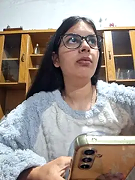 Snapshot of Brilenn chatting on August 2, 4:55 am Brilenn online show from August 2, 4:55 am
