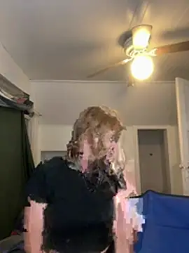 dirtylittlefantasy online show from August 6, 8:27 am