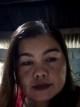 Snapshot of sweetpinay85 chatting on August 9, 3:23 am sweetpinay85 online show from August 9, 3:23 am