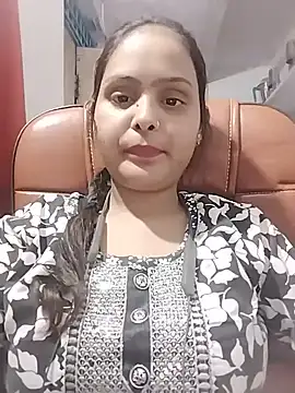 Kiran-Pandey online show from August 3, 8:23 pm