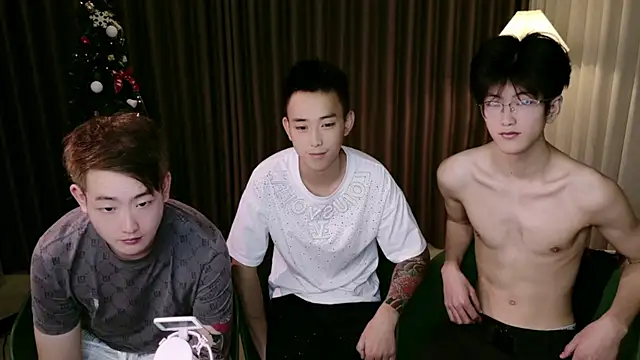 Snapshot of HeiBao-xo chatting on August 1, 11:31 am HeiBao-xo online show from August 1, 11:31 am