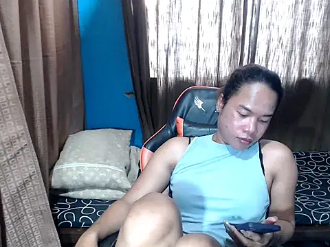 Snapshot of venustheg0ddess chatting on May 22, 11:10 pm venustheg0ddess online show from May 22, 11:10 pm