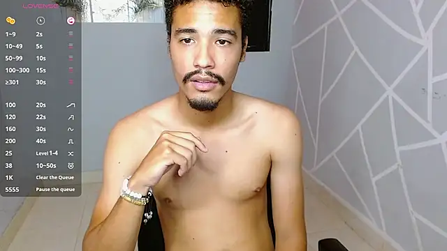 Snapshot of wolf_vip_ chatting on August 1, 6:18 pm wolf vip online show from August 1, 6:18 pm