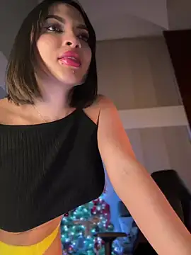 HannaBeckett online show from December 10, 1:11 am