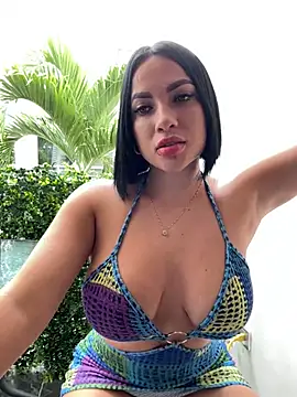 HannaBeckett online show from March 3, 9:15 pm