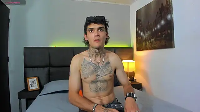 Snapshot of Jack_manson_ chatting on August 2, 6:06 pm Jack manson online show from August 2, 6:06 pm