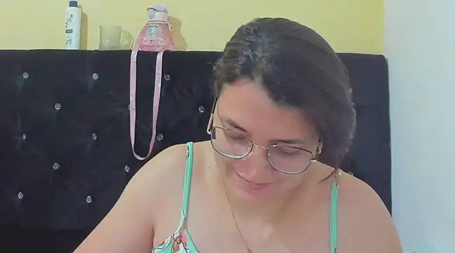 Snapshot of MARILYN_GARCIA chatting on December 15, 2:27 pm MARILYN GARCIA online show from December 15, 2:27 pm
