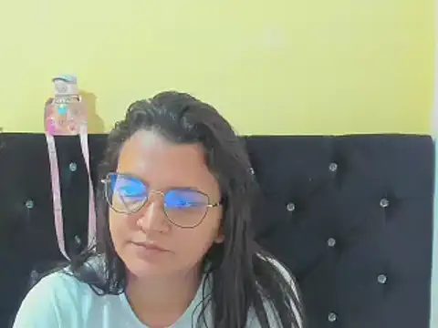 Snapshot of MARILYN_GARCIA chatting on December 20, 5:29 pm MARILYN GARCIA online show from December 20, 5:29 pm