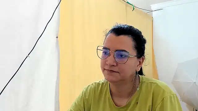 Snapshot of MARILYN_GARCIA chatting on May 17, 4:03 pm MARILYN GARCIA online show from May 17, 4:03 pm