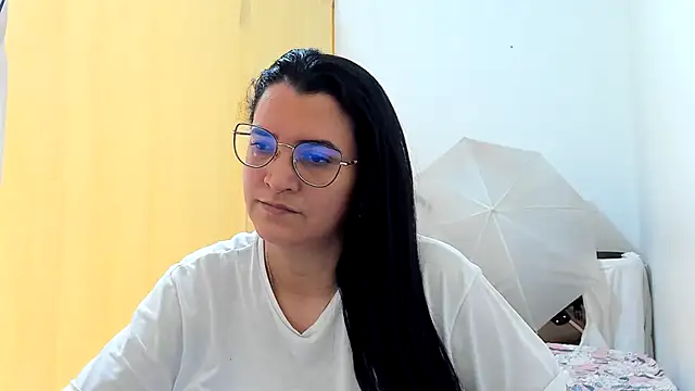 Snapshot of MARILYN_GARCIA chatting on May 25, 5:30 pm MARILYN GARCIA online show from May 25, 5:30 pm