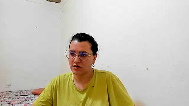 Snapshot of MARILYN_GARCIA chatting on June 12, 4:06 pm MARILYN GARCIA online show from June 12, 4:06 pm