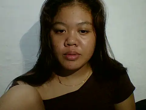 Snapshot of z0elyn chatting on August 5, 3:04 pm z0elyn online show from August 5, 3:04 pm