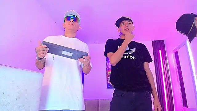 ThreeKingsLive online show from August 7, 12:23 am