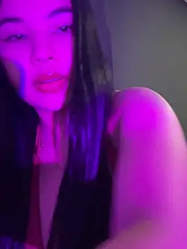 Snapshot of Ammy222 chatting on August 10, 3:10 am Ammy222 online show from August 10, 3:10 am