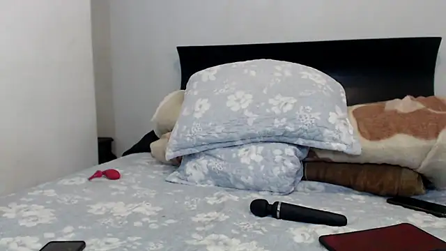 leanna23 online show from February 20, 10:37 am