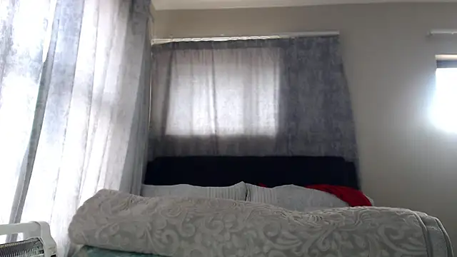 leanna23 online show from December 3, 10:57 am