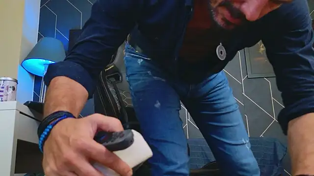 ChrisKox online show from September 13, 3:06 am