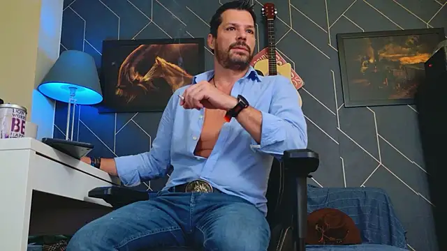 ChrisKox online show from October 2, 8:16 pm