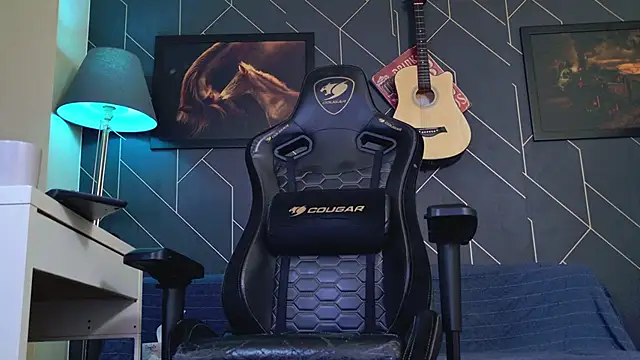 ChrisKox online show from February 18, 7:26 am