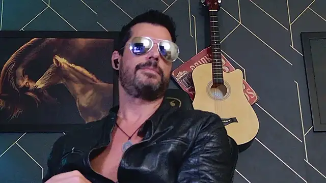 ChrisKox online show from March 4, 1:11 am