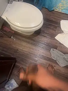 Snapshot of BigHunchoDick chatting on December 22, 6:17 am BigHunchoDick online show from December 22, 6:17 am