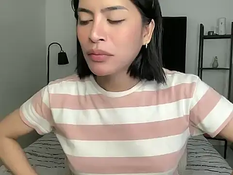 your bianca69 online show from October 28, 5:44 am