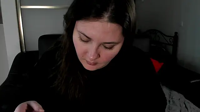 MarySwon online show from February 18, 5:21 pm